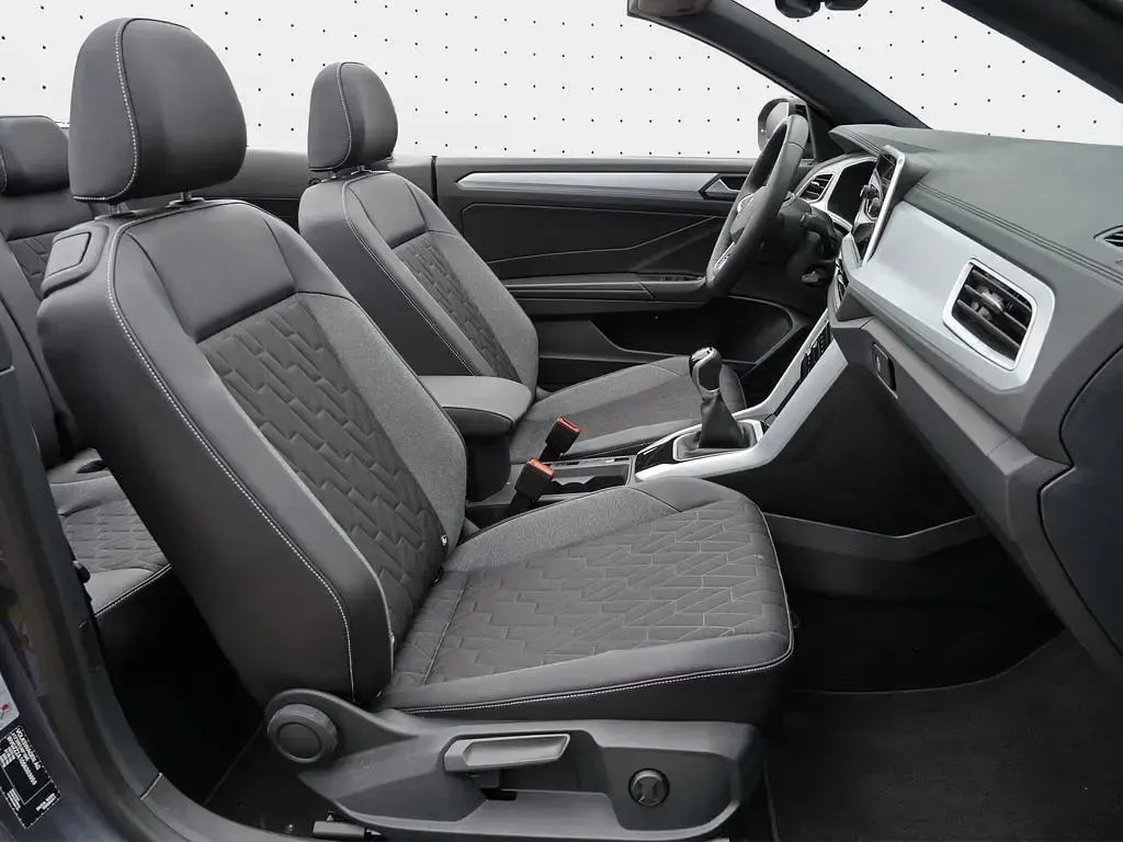 Gebraucht VW T-Roc Cabriolet Goal 116 PS (85 kW) 2025 Grau Cabrio