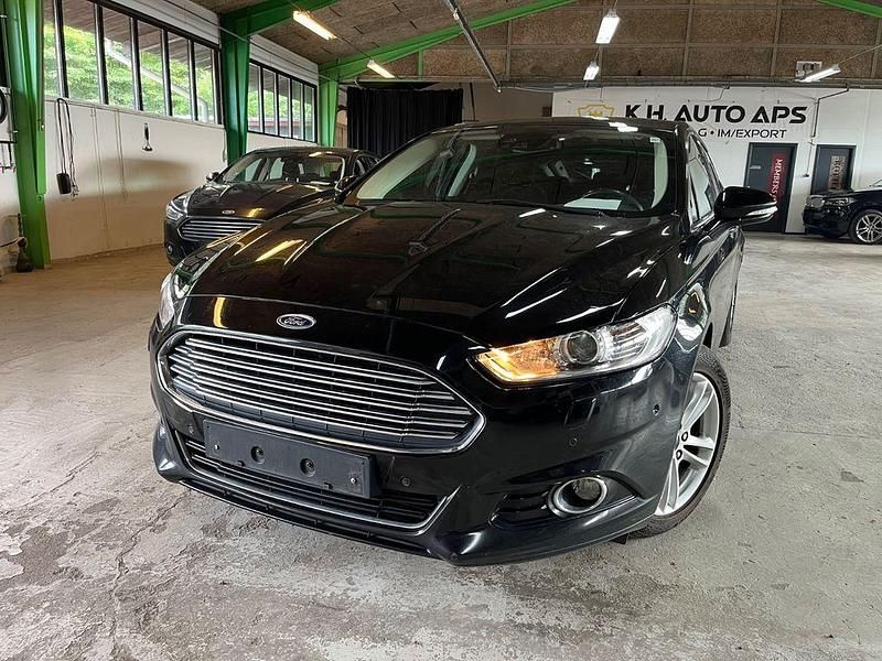 Schwarz Gebraucht 2016 Ford Mondeo Titanium Limousine | 6.995 € (Guter Preis) - Bild 1/4
