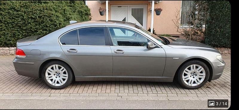 Gebraucht BMW 740 306 PS (225 kW) 2006 Grau Limousine