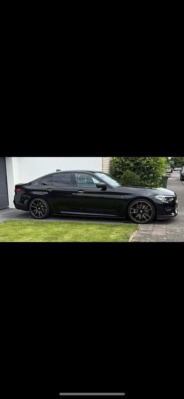 Schwarz Gebraucht 2018 BMW 520 M Performance Limousine | 26.500 € (Teuer) - Bild 1/4