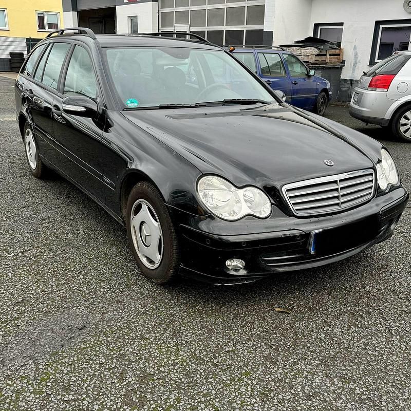 Gebraucht Mercedes C200 122 PS (89 kW) 2005 Schwarz Kombi