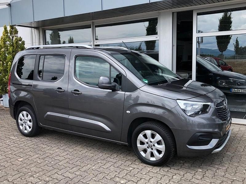 Grau Gebraucht 2020 Opel Combo Life Van / Kleinbus | 17.900 € (Fairer Preis) - Bild 1/4