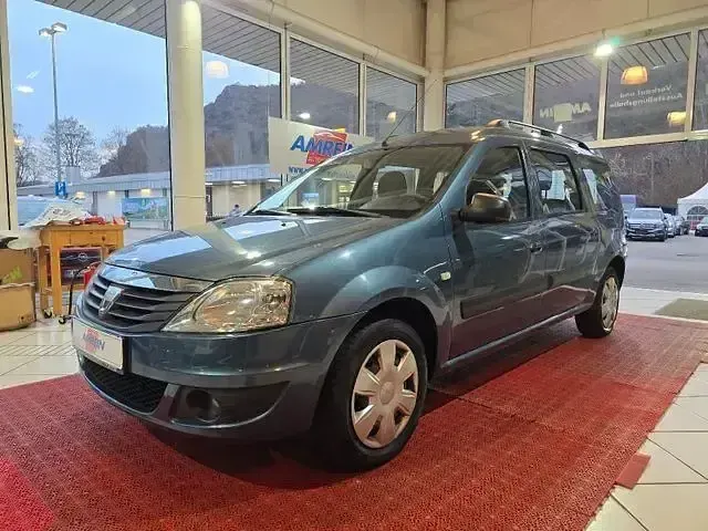 Gebraucht Dacia Logan MCV Lauréate 87 PS (63 kW) 2009 Blau Kombi