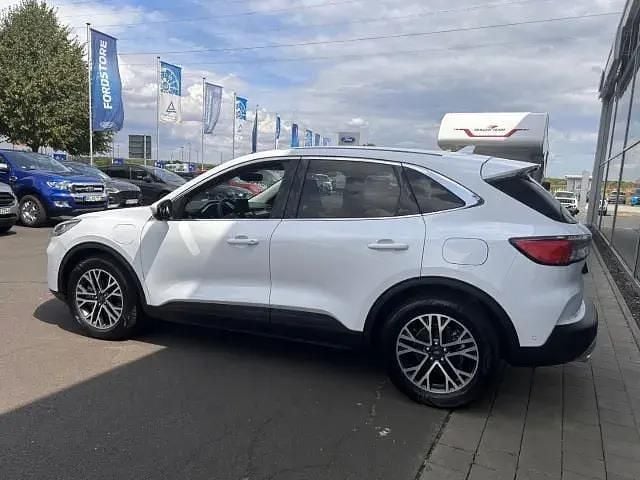 Gebraucht Ford Kuga Titanium 224 PS (164 kW) 2020 Weiss SUV