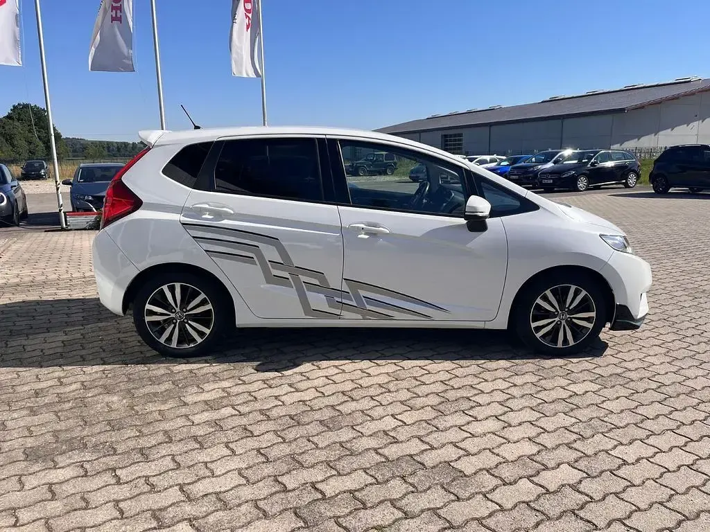 Gebraucht Honda Jazz Elegance 102 PS (75 kW) 2017 Weiß Kleinwagen