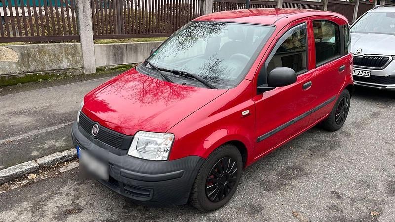 Rot Gebraucht 2009 Fiat Panda Kleinwagen | 3.000 € (Fairer Preis) - Bild 1/4