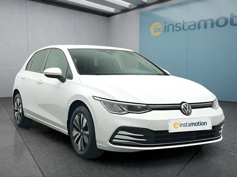 Gebraucht VW Golf VIII 110 PS (80 kW) 2024 Weiß Kleinwagen