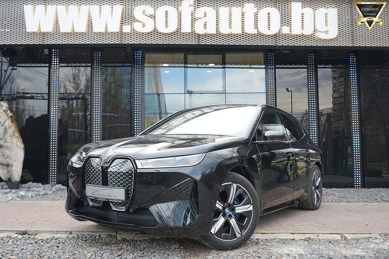 Schwarz Gebraucht 2021 BMW iX Shadowline SUV | 40.920 € (Etwas zu teuer) - Bild 1/4