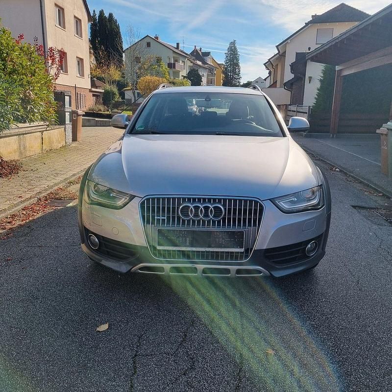 Silber Gebraucht 2015 Audi A4 Allroad Ambiente Kombi | 9.999 € (Superpreis) - Bild 1/4