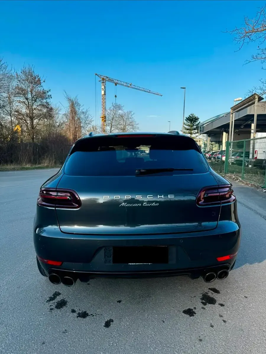 Gebraucht Porsche Macan Performance Package 441 PS (324 kW) 2018 Grau SUV