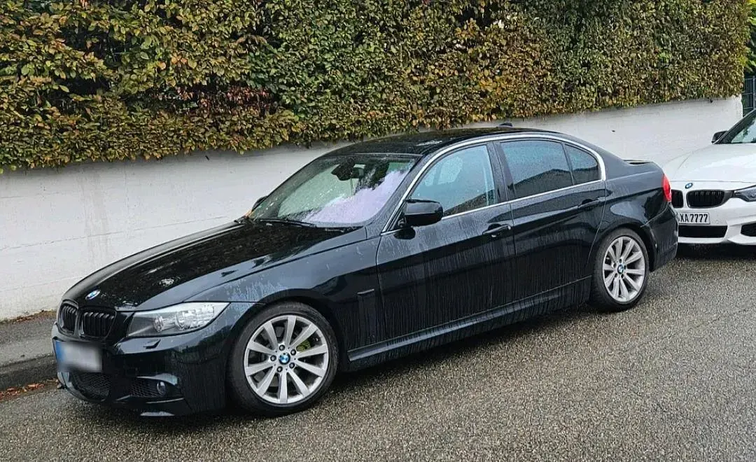 Gebraucht BMW 325 M Performance 197 PS (144 kW) 2009 Schwarz Limousine