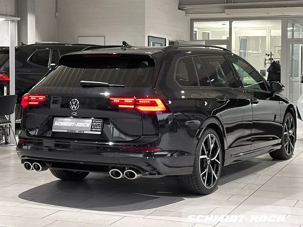 Gebraucht VW Golf VIII R 320 PS (235 kW) 2022 Schwarz Kombi