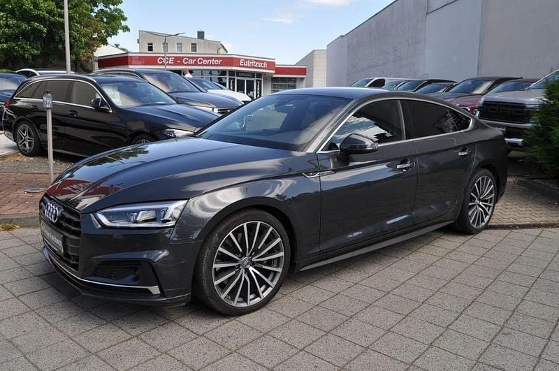 Grau Gebraucht 2018 Audi A5 Sportback S-Line Limousine | 27.990 € (Guter Preis) - Bild 1/4