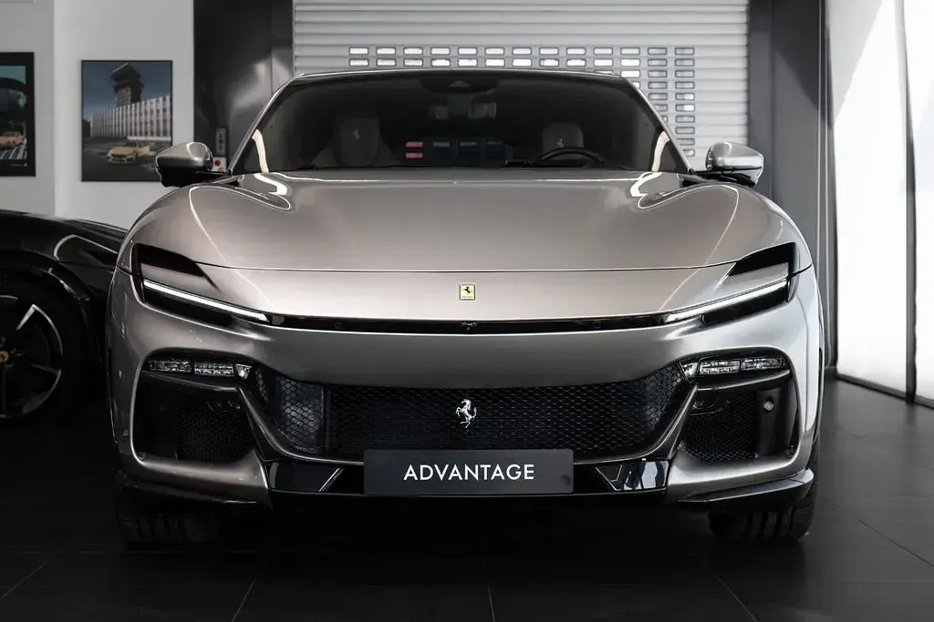 Neu Ferrari Purosangue 725 PS (533 kW) 2025 Grau SUV