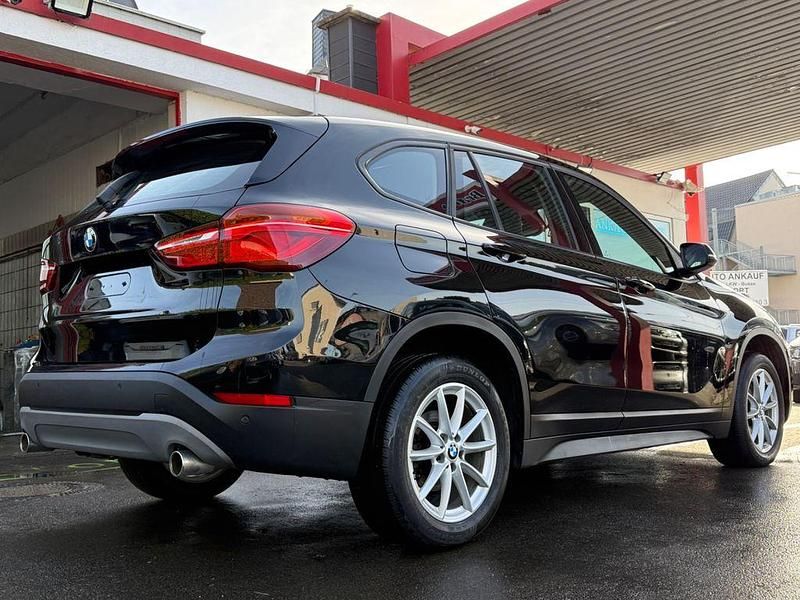 Gebraucht BMW X1 Sport Line 150 PS (110 kW) 2018 Schwarz SUV