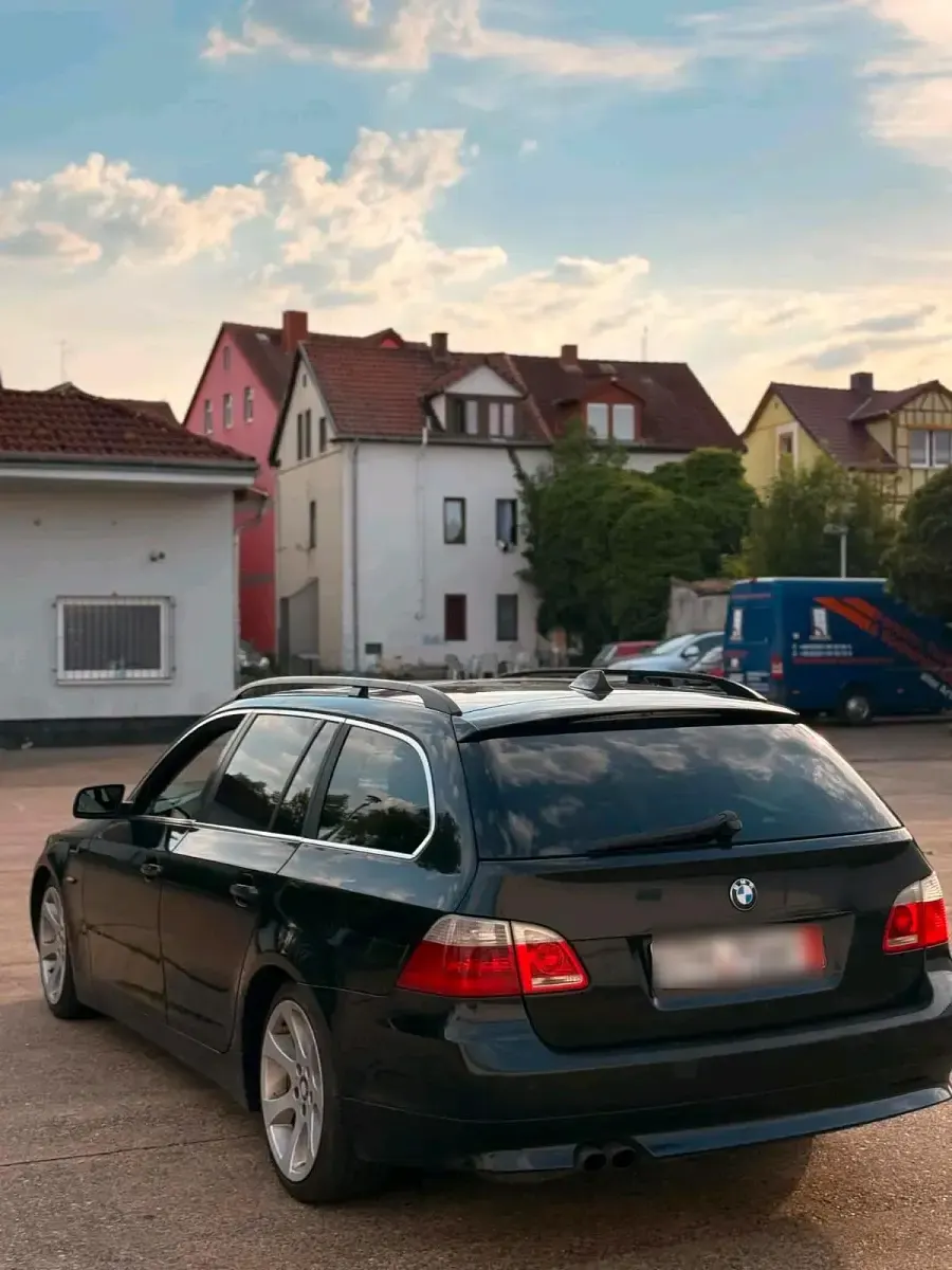 Gebraucht BMW 530 260 PS (191 kW) 2005 Schwarz Kombi