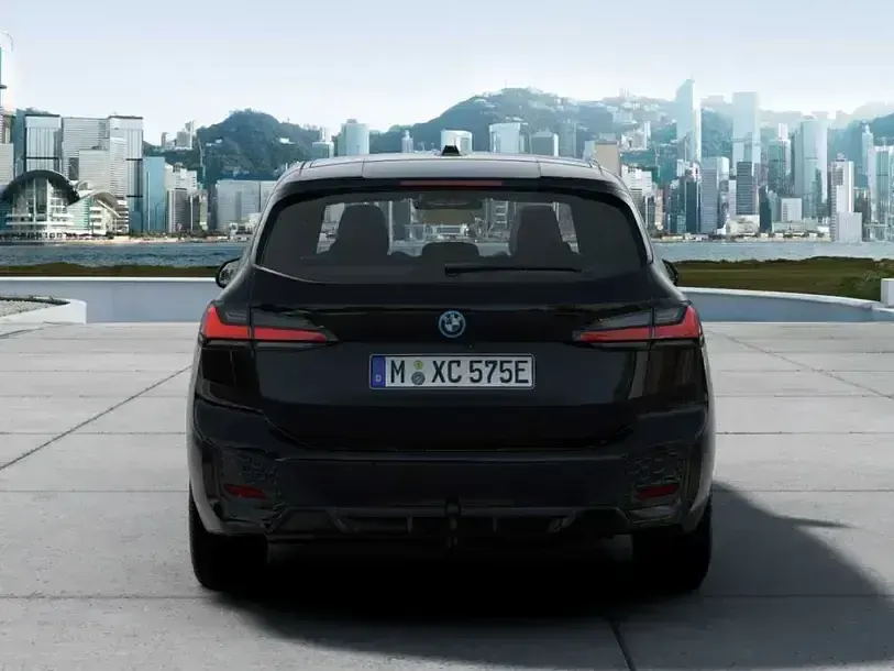 Gebraucht BMW 230 M Sport 326 PS (239 kW) 2024 Schwarz Van / Kleinbus