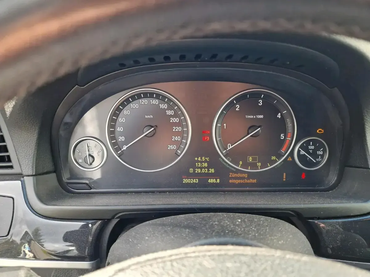 Gebraucht BMW 520 184 PS (135 kW) 2010 Grau Kombi