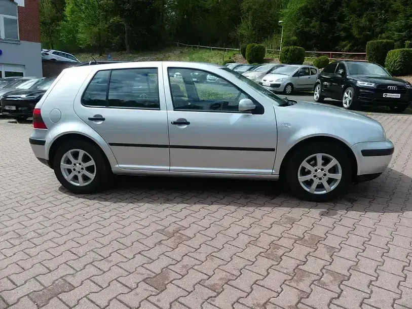 Gebraucht VW Golf IV Edition 75 PS (55 kW) 2001 Silber Limousine