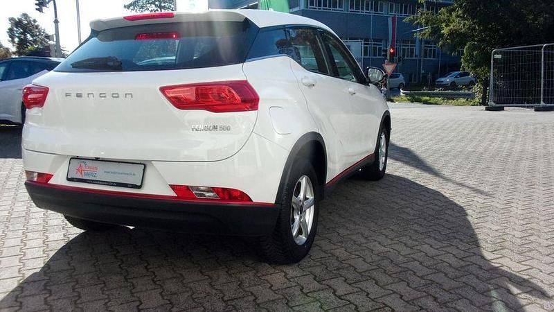 Gebraucht DFSK Fengon 106 PS (77 kW) 2024 Weiß SUV