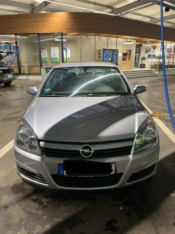 Gebraucht 2004 Opel Astra Limousine | 1.300 € (Guter Preis) - Bild 1/4