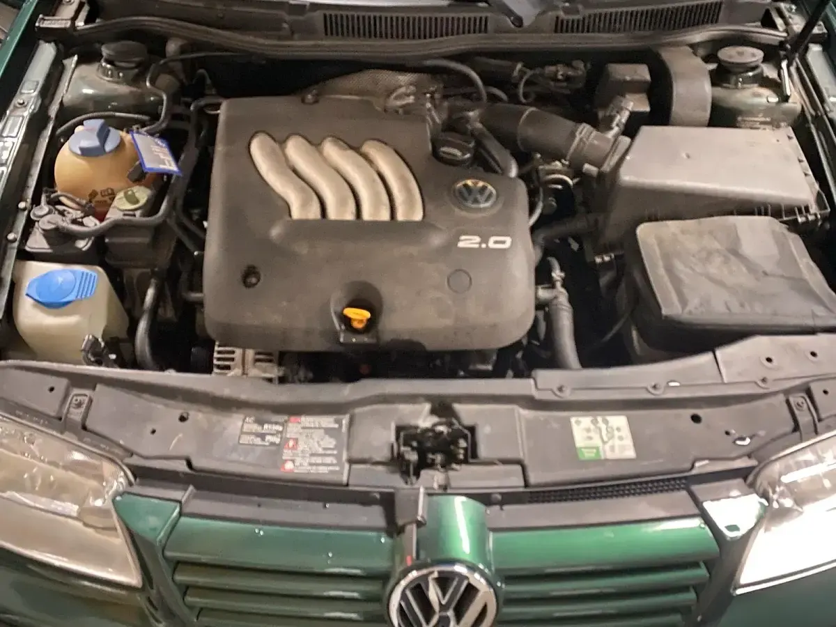 Gebraucht VW Bora 116 PS (85 kW) 1999 Grün Limousine