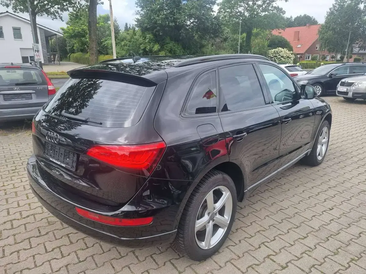 Gebraucht Audi Q5 177 PS (130 kW) 2012 Phantomschwarz perleffekt SUV