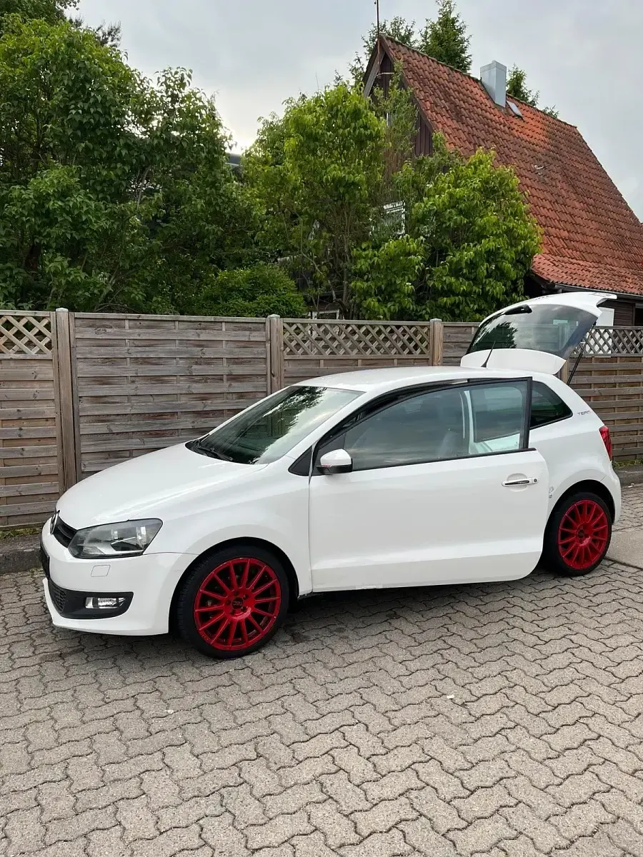 Gebraucht VW Polo 70 PS (51 kW) 2010 Weiß Kleinwagen