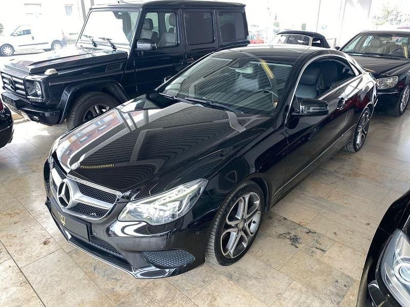 Gebraucht Mercedes E220 170 PS (125 kW) 2013 Schwarz Coupé