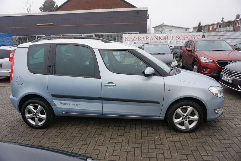 Gebraucht Skoda Roomster Plus Edition 105 PS (77 kW) 2011 Silber Van / Kleinbus