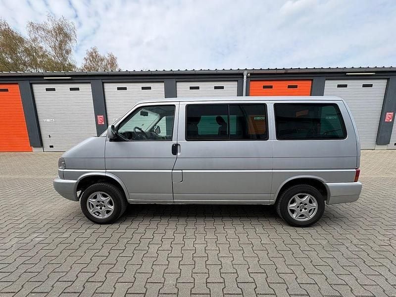 Second-hand VW T4 102 CP (75 kW) 2003 Argintiu Van