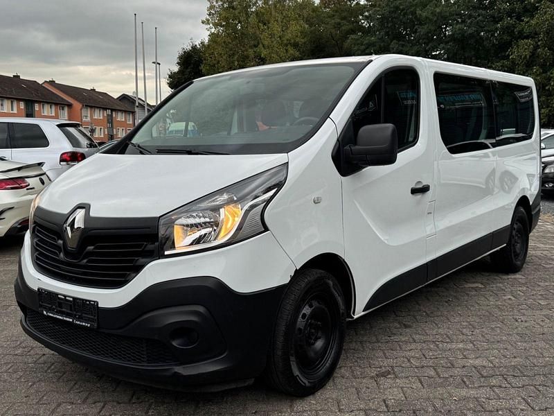 Weiß Gebraucht 2018 Renault Trafic Authentique Van | 10.990 € (Guter Preis) - Bild 1/4
