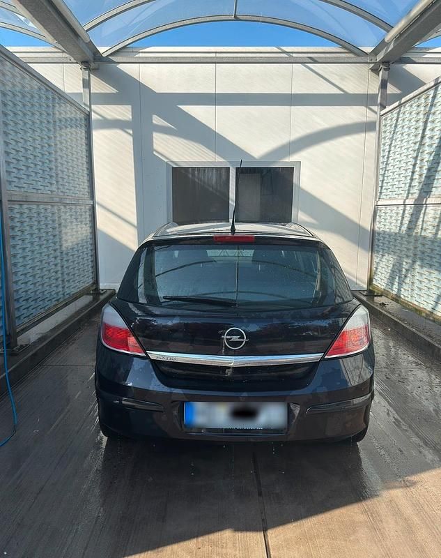 Gebraucht Opel Astra 90 PS (66 kW) 2006 Schwarz Kleinwagen
