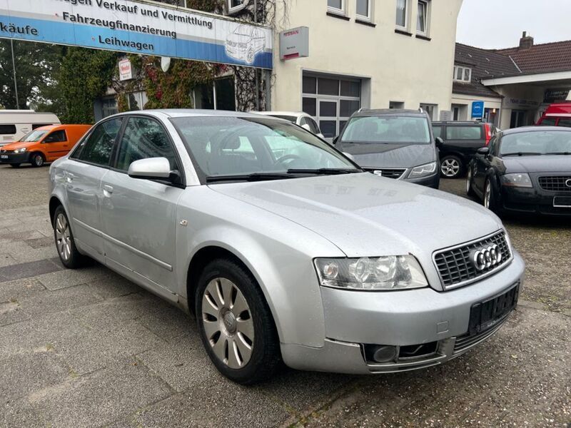 Gebraucht Audi A4 102 PS (75 kW) 2002 Silber Limousine