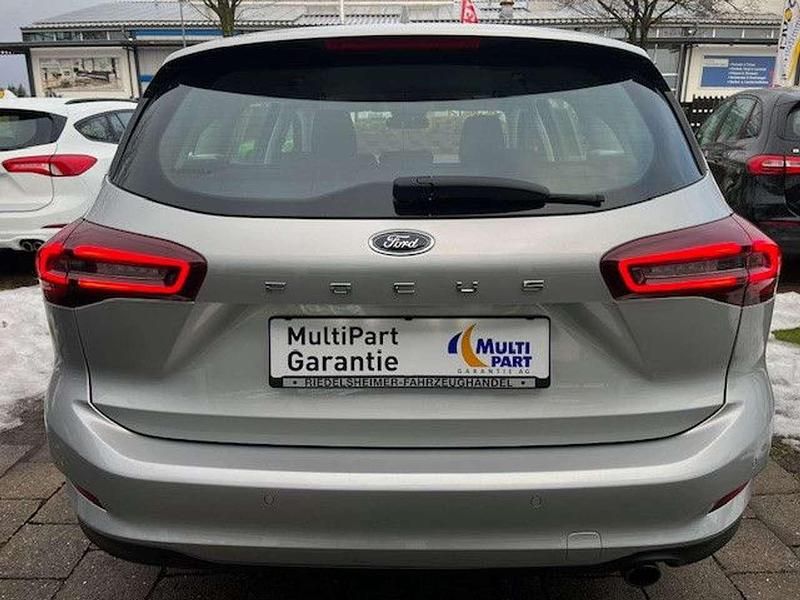 Gebraucht Ford Focus Style 120 PS (88 kW) 2022 Silber Kombi
