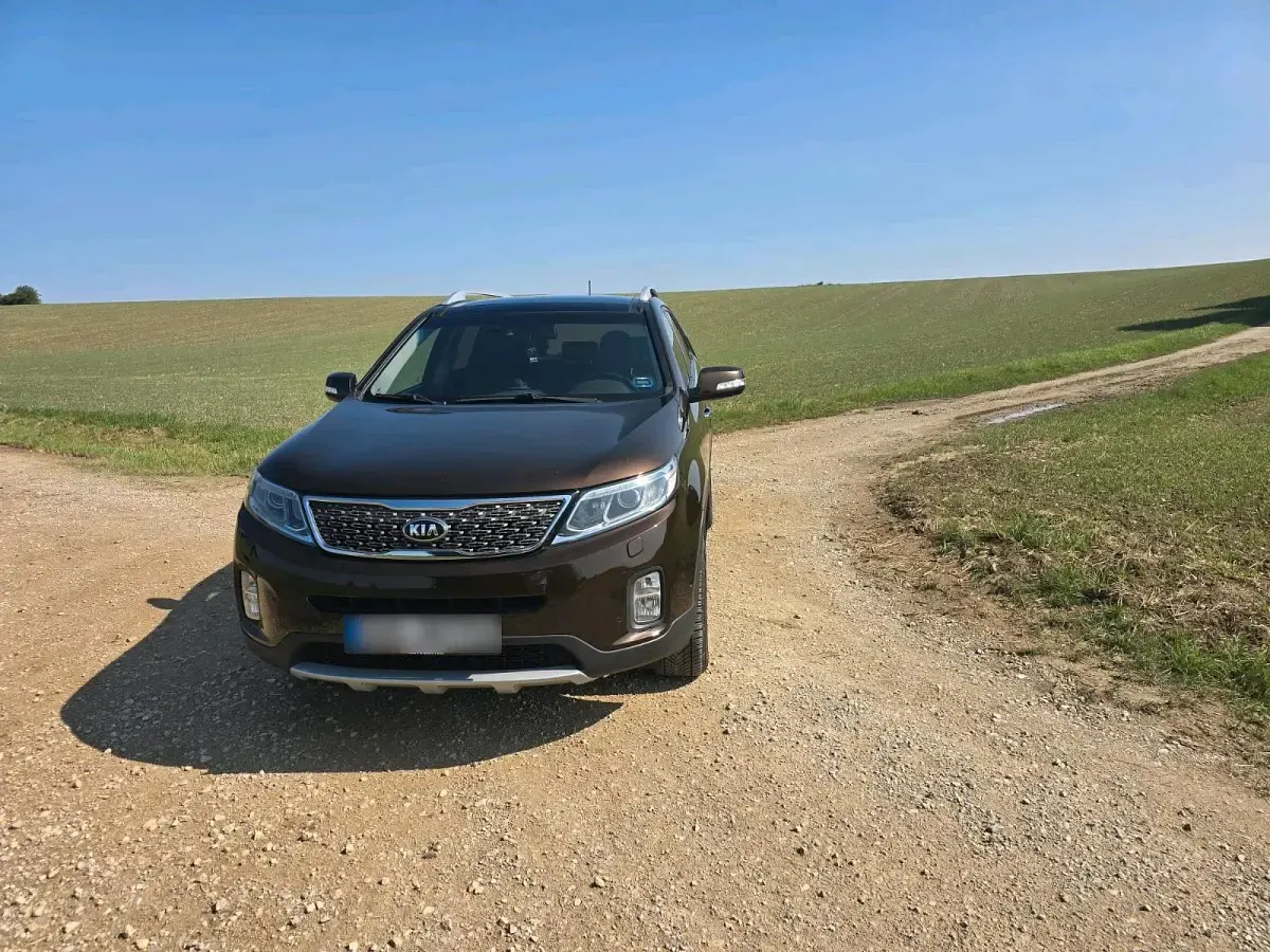 Gebraucht Kia Sorento 200 PS (147 kW) 2015 Braun SUV