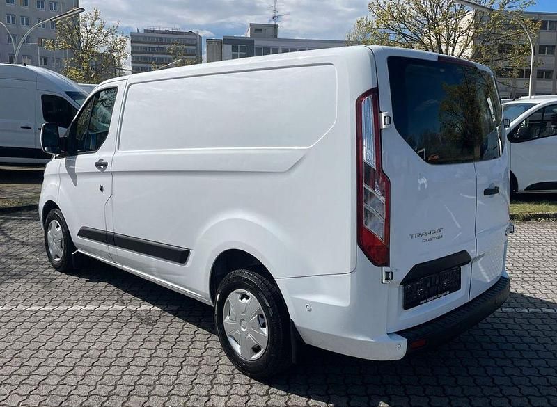 Gebraucht Ford Transit Custom 105 PS (77 kW) 2021 Weiß Van / Kleinbus