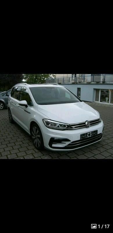 Weiß Gebraucht 2017 VW Touran Highline Van / Kleinbus | 24.999 € (Etwas zu teuer) - Bild 1/4