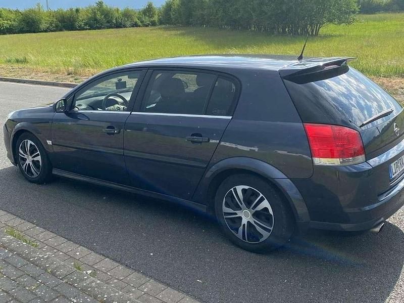 Gebraucht Opel Signum 155 PS (114 kW) 2006 Blau Kleinwagen