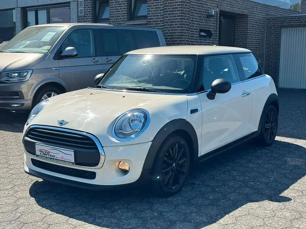Usata Mini ONE 102 CV (75 kW) 2016 Bianco Utilitaria