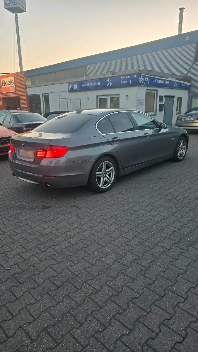 Gebraucht BMW 535 299 PS (219 kW) 2012 Silber Limousine