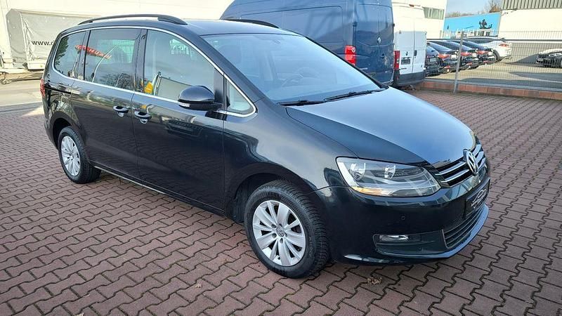 Schwarz Gebraucht 2013 VW Sharan Comfortline Van / Kleinbus | 11.300 € (Guter Preis) - Bild 1/4