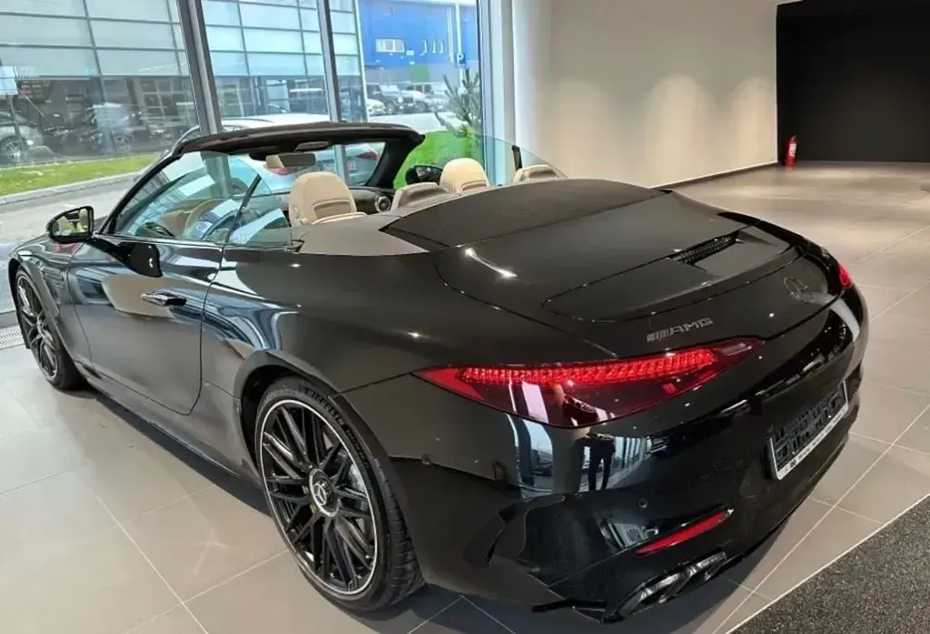 Gebraucht Mercedes SL63 AMG AMG 585 PS (430 kW) 2024 Schwarz Cabrio