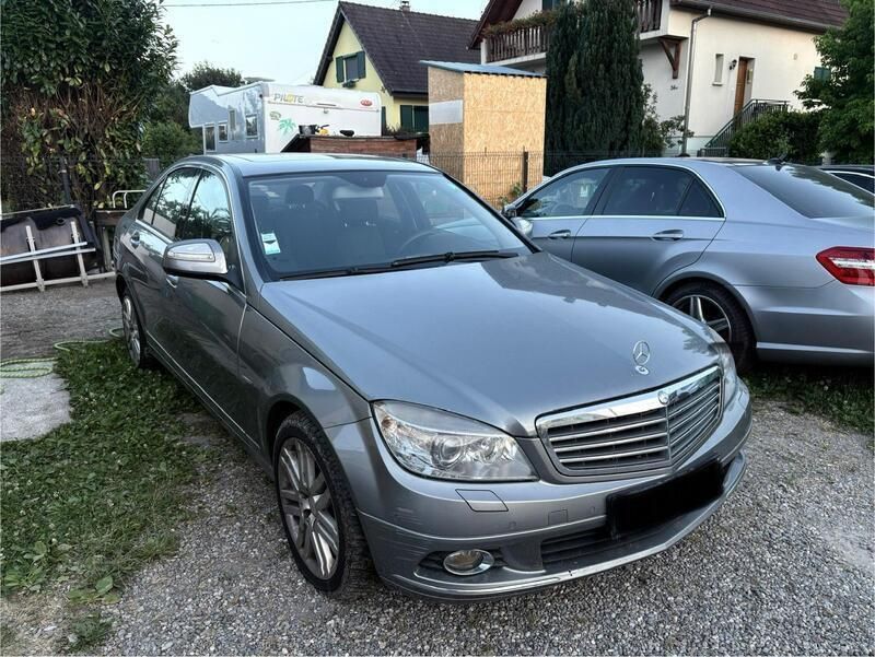 Grau Gebraucht 2008 Mercedes C320 Limousine | 2.900 € (Guter Preis) - Bild 1/4