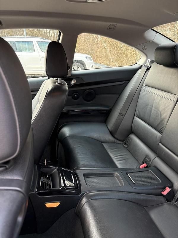 Gebraucht BMW 330 231 PS (169 kW) 2008 Silber Coupé