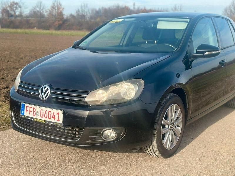 Schwarz Gebraucht 2012 VW Golf VII Style Limousine | 4.660 € (Superpreis) - Bild 1/4