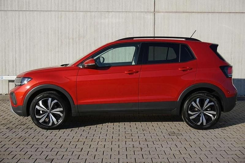 Neu VW T-Cross 116 PS (85 kW) 2026 Kingsrot metallic SUV