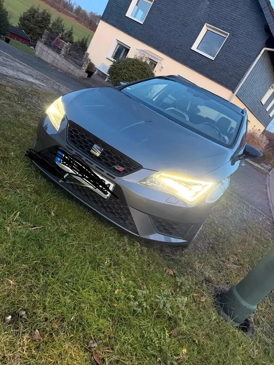 Second-hand Seat Leon ST CUPRA 290 CP (213 kW) 2017 Gri Break