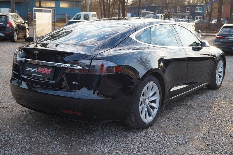 Second-hand Tesla Model S 244 kW (332 CP) 2017 Negru Hatchback