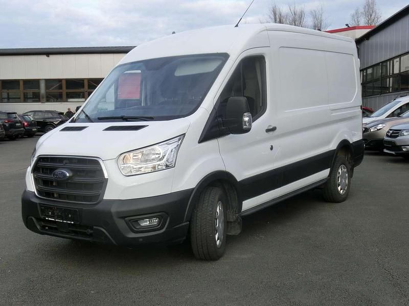 Gebraucht Ford Transit Trend 170 PS (125 kW) 2020 Frost  weiß Van / Kleinbus